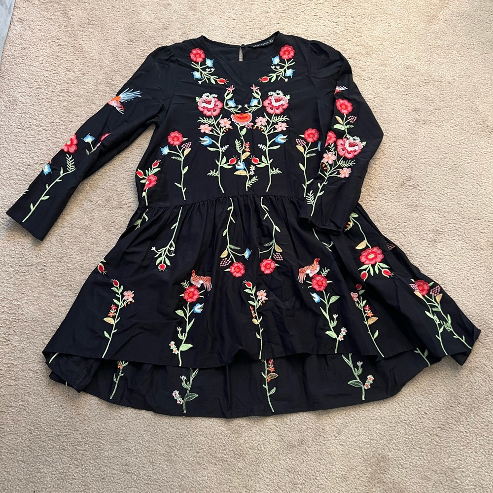 ZARA EMBROIDERED DRESS